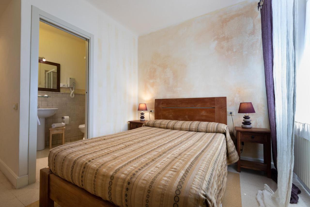 Hotel Al Convento Vezzano Ligure Buitenkant foto