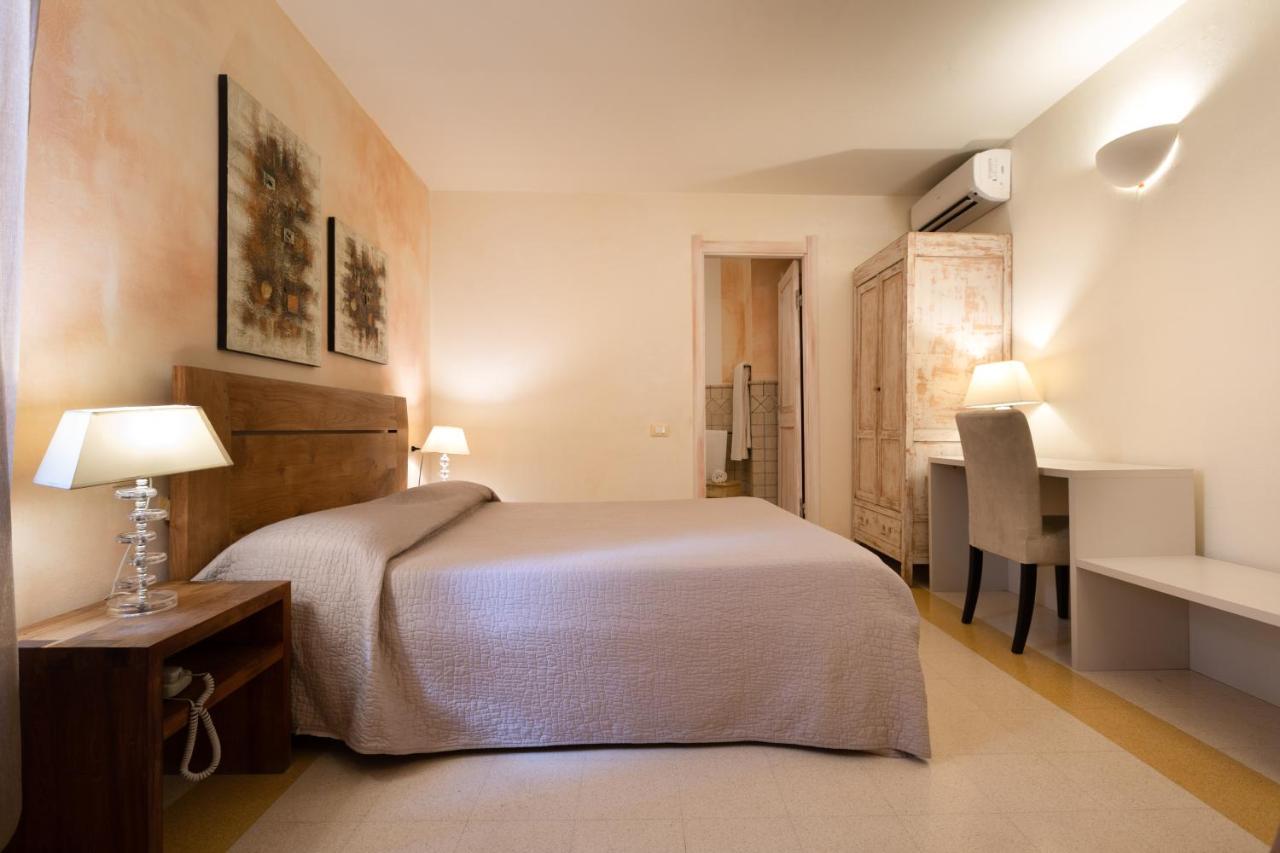 Hotel Al Convento Vezzano Ligure Buitenkant foto