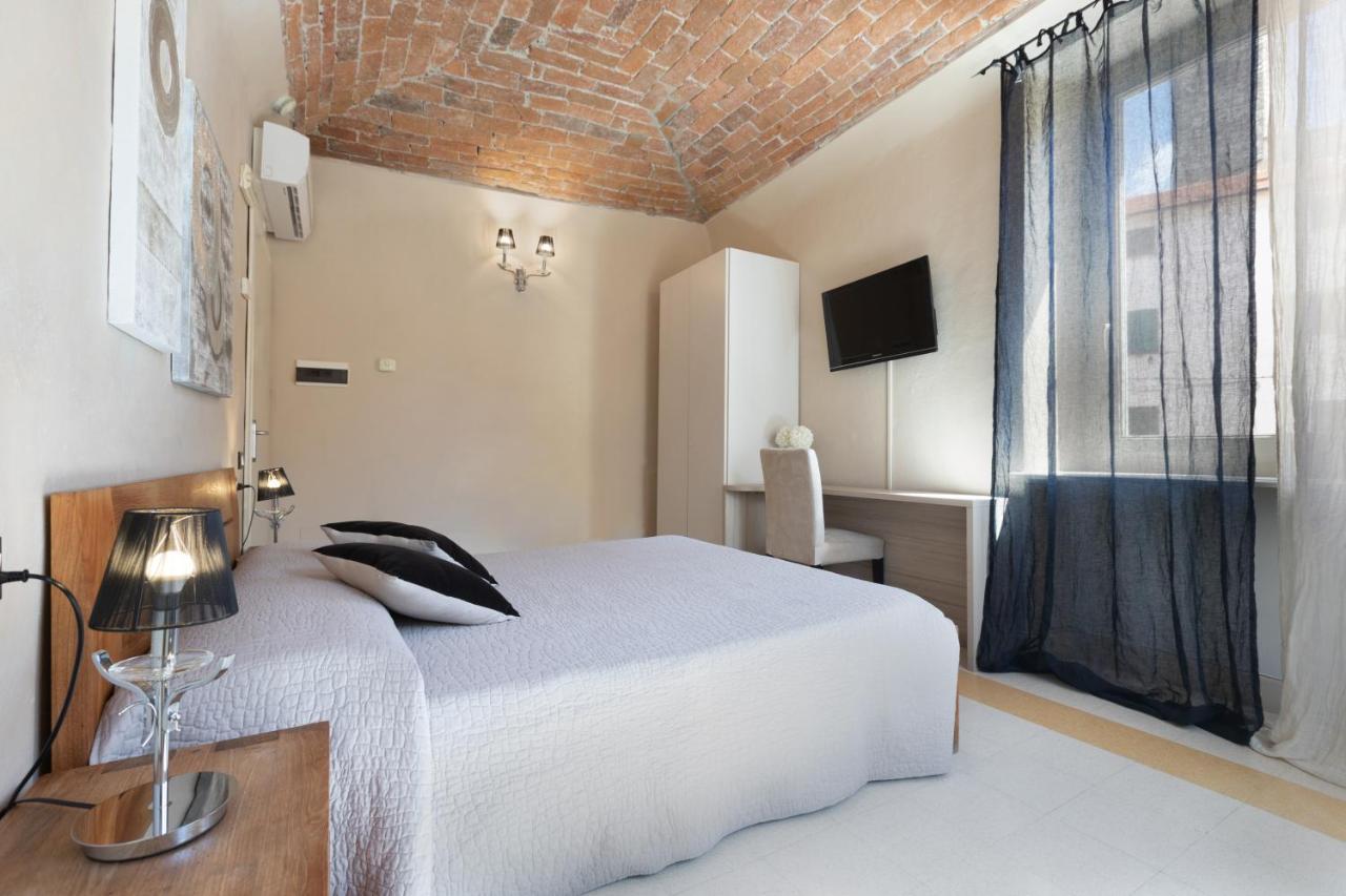 Hotel Al Convento Vezzano Ligure Buitenkant foto
