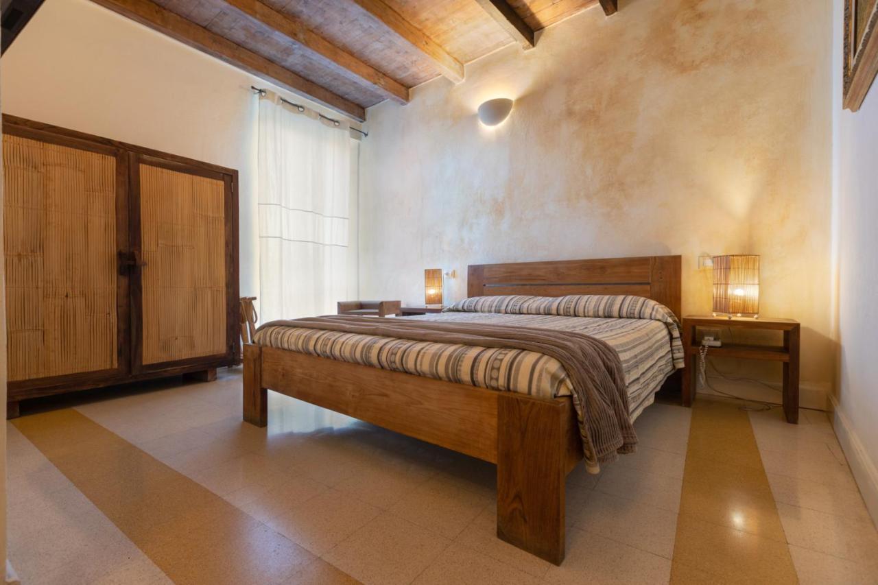 Hotel Al Convento Vezzano Ligure Buitenkant foto